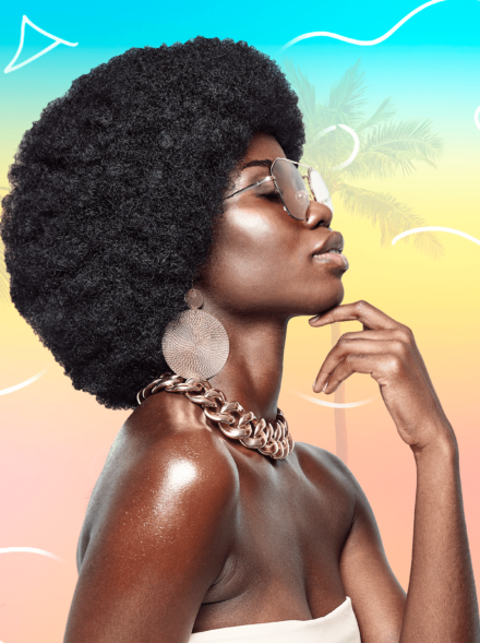 MODELO NEGRA ANOS 80 CABELO AFRO